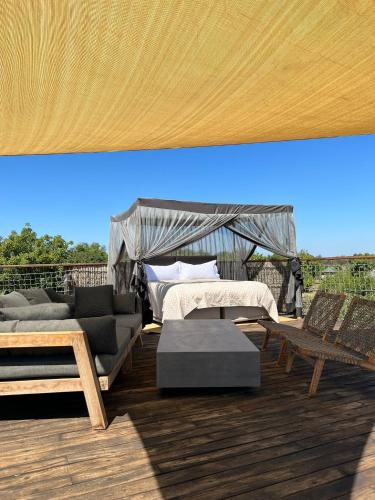 Балкон/тераса, Chikunto Safari Lodge in Национален парк Саут Луангва Балкон/тераса, Chikunto Safari Lodge in Национален парк Саут Луангва