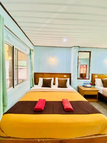 Nung House in Khao Sok (Suratthani) Nung House in Khao Sok (Suratthani)