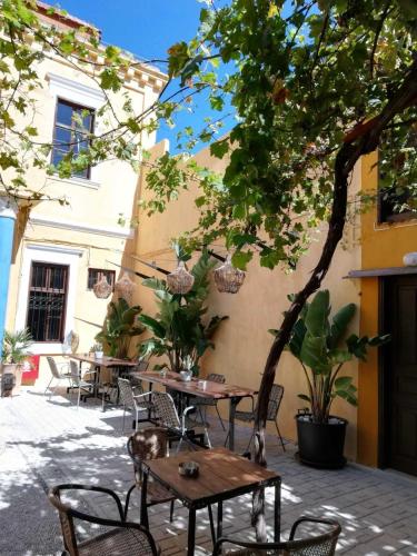 편의 시설/서비스, Rhodes Youth Hostel in 로도스 편의 시설/서비스, Rhodes Youth Hostel in 로도스