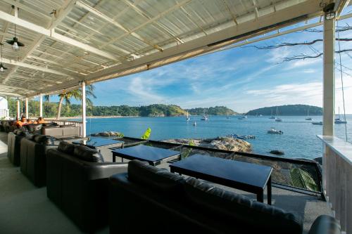 Facilities, Naiharn On The Rock Resort in Nai Harn Beach Facilities, Naiharn On The Rock Resort in Nai Harn Beach