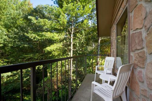 Balcony/terrace, Days Inn By Wyndham Pigeon Forge South in Pigeon Forge (TN) Balcony/terrace, Days Inn By Wyndham Pigeon Forge South in Pigeon Forge (TN)