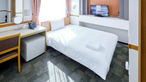 Toyoko Inn Fukui Ekimae in Fukui Toyoko Inn Fukui Ekimae in Fukui