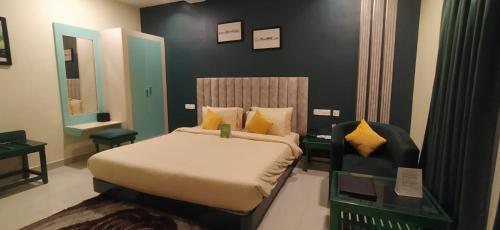 HOTEL ROYAL GRANDE in Thottapalayam HOTEL ROYAL GRANDE in Thottapalayam