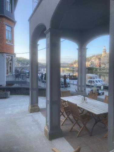 Cơ sở vật chất, Les Terrasses de Sax in Dinant Cơ sở vật chất, Les Terrasses de Sax in Dinant