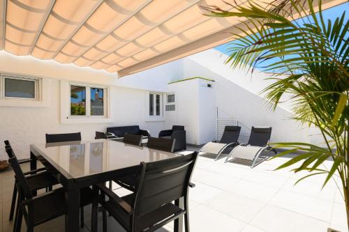 FaroVela Suites Pasito Blanco