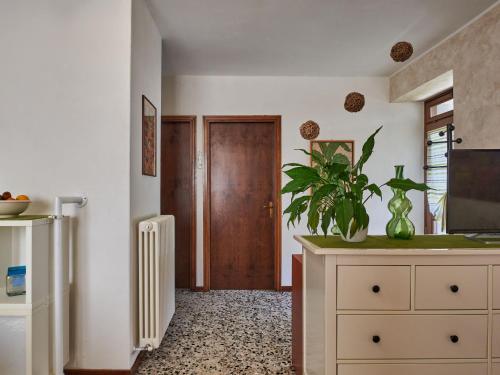 Apartment Cottage al Lago-2 by Interhome in Gravedona Apartment Cottage al Lago-2 by Interhome in Gravedona
