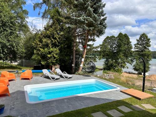 Kilátás, HonoLulu Dom Wakacyjny z balią, sauną i basenem (HonoLulu Dom Wakacyjny z balia, sauna i basenem) in Studzienice Kilátás, HonoLulu Dom Wakacyjny z balią, sauną i basenem (HonoLulu Dom Wakacyjny z balia, sauna i basenem) in Studzienice