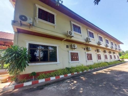 ໂຮງແຮມ ໂຊກໄຊ ( SokSai Hotel) in サイニャブーリー ໂຮງແຮມ ໂຊກໄຊ ( SokSai Hotel) in サイニャブーリー