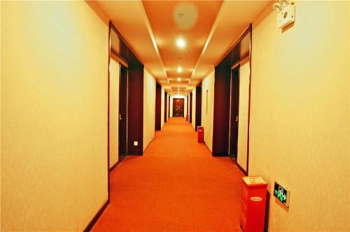 This photo about Starway Hotel Shijiazhuang Middle Zhongshan Road shared on HyHotel.com