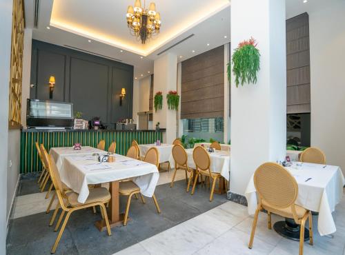 Restaurant, The Gate Kadıköy Downtown in İstanbul Restaurant, The Gate Kadıköy Downtown in İstanbul