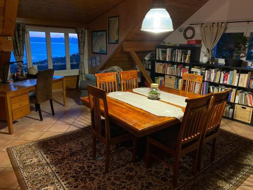 LA FAVELA in Cully LA FAVELA in Cully