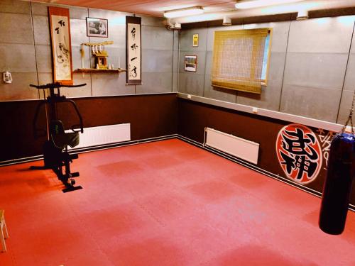 Tampilan eksterior, -ONNELA- Iso Perhehuoneisto Paljulla ja Liikuntasalilla, Wanha Koulu Tahkovuori (Wanha Koulu Tahko Onnela, 4mh, Palju, Sauna, Tupakeittio, Wifi, Liikuntasali, RinteetSpaRavintola 6k) in Nilsia Tampilan eksterior, -ONNELA- Iso Perhehuoneisto Paljulla ja Liikuntasalilla, Wanha Koulu Tahkovuori (Wanha Koulu Tahko Onnela, 4mh, Palju, Sauna, Tupakeittio, Wifi, Liikuntasali, RinteetSpaRavintola 6k) in Nilsia