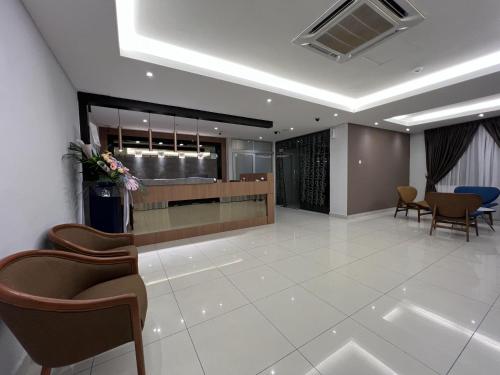 GRAND AROMAS in Senai / Airport GRAND AROMAS in Senai / Airport