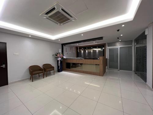 GRAND AROMAS in Senai / Airport GRAND AROMAS in Senai / Airport