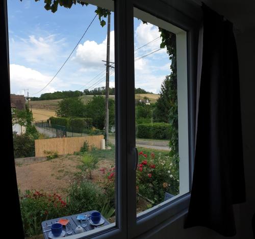 View, Detente champetre, maisonnette renovee en 2023 in Mantes-la-Ville View, Detente champetre, maisonnette renovee en 2023 in Mantes-la-Ville