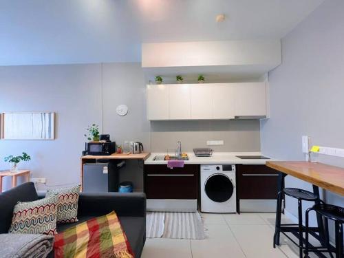 厨房, Heritage Studio with Balcony D'Sara, Direct MRT Kampung Selamat, near Thomson and Sungai Buloh Hospi in 双溪毛糯 厨房, Heritage Studio with Balcony D'Sara, Direct MRT Kampung Selamat, near Thomson and Sungai Buloh Hospi in 双溪毛糯