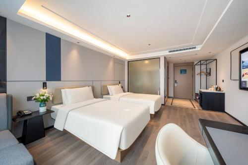 Atour X Hotel Hangzhou Wenyi Road in Hangzhou Atour X Hotel Hangzhou Wenyi Road in Hangzhou