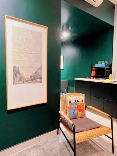 Kitchen, Studio Staycation D'Sara @ Linked MRT, Near Thomson Hospital & Sungai Buloh Hospital in Sungai Buloh Kitchen, Studio Staycation D'Sara @ Linked MRT, Near Thomson Hospital & Sungai Buloh Hospital in Sungai Buloh