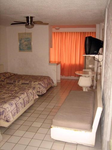 This photo about Sirena del Mar Acapulco shared on HyHotel.com