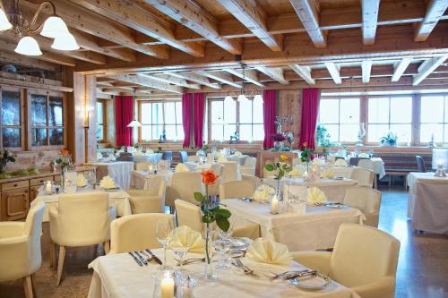 ห้องอาหาร, Hotel Neuhaus in ซาลบาค ห้องอาหาร, Hotel Neuhaus in ซาลบาค