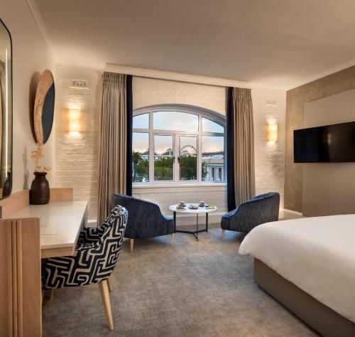 Victoria and Alfred Hotel by NEWMARK