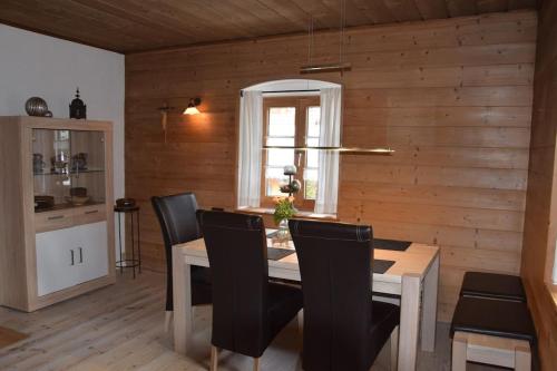 Létesítmények, Am Bergangerl in Ettal Létesítmények, Am Bergangerl in Ettal
