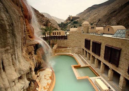 Termas, Ma’In Hot Springs (Ma'In Hot Springs Resort) in Madaba Termas, Ma’In Hot Springs (Ma'In Hot Springs Resort) in Madaba