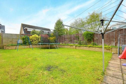 Garden, Beautiful House in Ruislip in Greater London North West Garden, Beautiful House in Ruislip in Greater London North West