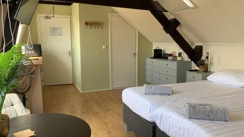 RB Hostel in เชาเวน-เดเฟอลันด์ RB Hostel in เชาเวน-เดเฟอลันด์