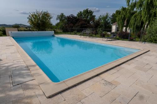 Úszómedence, Chez PhiL in La Pomarede Úszómedence, Chez PhiL in La Pomarede