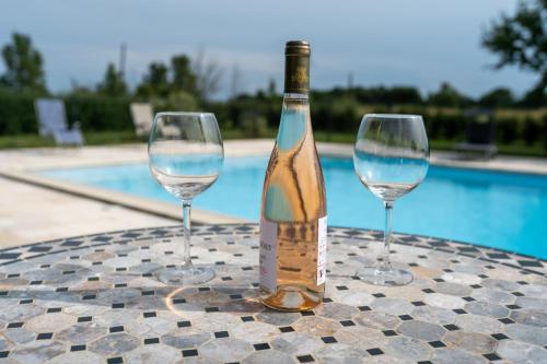 Kilátás, Chez PhiL in La Pomarede Kilátás, Chez PhiL in La Pomarede