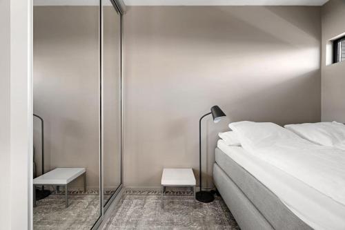 Seaview studio w/terrace&parking