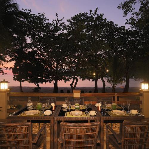 La Jolla Luxury Beach Resort in Mariveles La Jolla Luxury Beach Resort in Mariveles