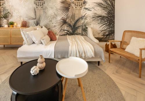 Elegant 1BR Apart - Old Town Sapphire - River View