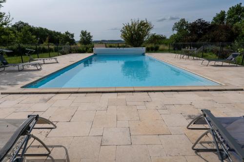 Úszómedence, Chez PhiL in La Pomarede Úszómedence, Chez PhiL in La Pomarede