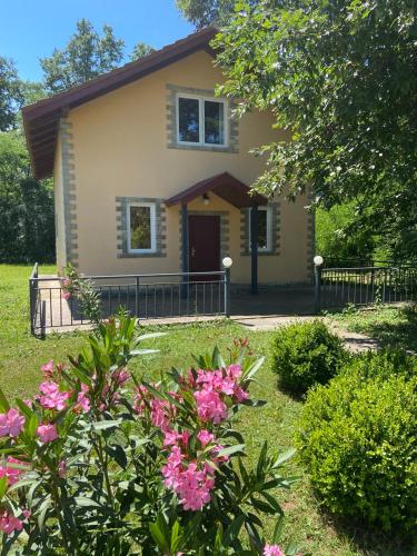 Frutak Villa Resort in Danilovgrad Frutak Villa Resort in Danilovgrad