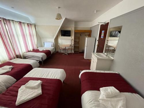 ST NICHOLAS HOTEL in Wembley ST NICHOLAS HOTEL in Wembley