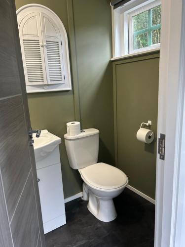 Banyo, 1Lochness glam lodges in North Kessock Banyo, 1Lochness glam lodges in North Kessock