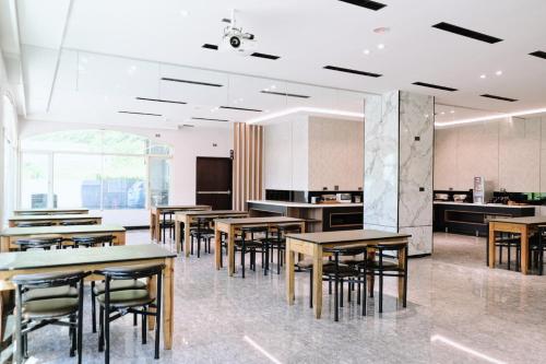 Hoping Mori Hotel in Siuolin Township Hoping Mori Hotel in Siuolin Township