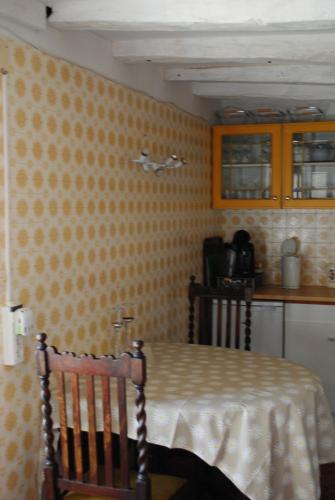 Konyha, Mays' House in Availles-Limouzine Konyha, Mays' House in Availles-Limouzine