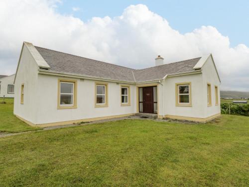 Экстерьер, 13 Trawmore Cottages in Кил Экстерьер, 13 Trawmore Cottages in Кил