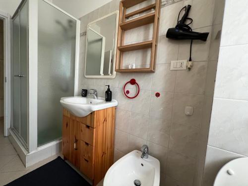 Bagno, Stazione a 400 metriTeds Home in Melegnano Bagno, Stazione a 400 metriTeds Home in Melegnano