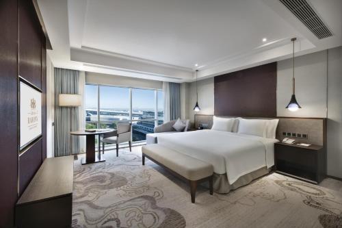 Grand Barony Qingdao Airport Hotel in Qingdao Grand Barony Qingdao Airport Hotel in Qingdao