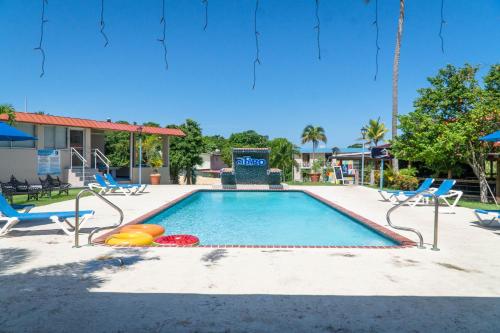 Piscina, Parador El Faro in Aguadilla Piscina, Parador El Faro in Aguadilla