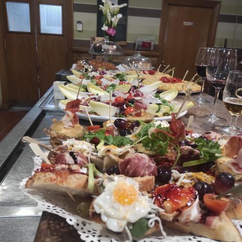 Ételek és italok, Hostal la Cepa in Aldeanueva De Ebro Ételek és italok, Hostal la Cepa in Aldeanueva De Ebro