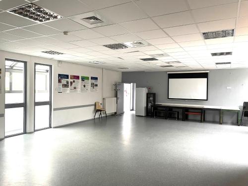 Salas de reuniones, Hostel Rennes in Rennes Salas de reuniones, Hostel Rennes in Rennes