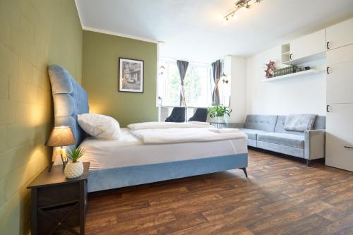 Stilvolles Ruhiges Studio - PARKPLATZ, WIFI, TV EM-APARTMENTS DEUTSCHLAND in 萬樂 Stilvolles Ruhiges Studio - PARKPLATZ, WIFI, TV EM-APARTMENTS DEUTSCHLAND in 萬樂