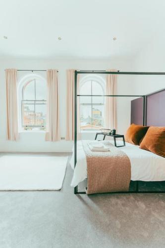 Dusk House - B'ham JQ Townhouse