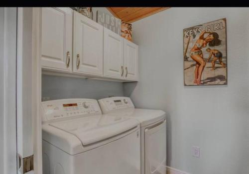 Salty Slumber Relaxing 2 bedroom 2 bath Get Away in the Lower Keys in Summerland Key Salty Slumber Relaxing 2 bedroom 2 bath Get Away in the Lower Keys in Summerland Key