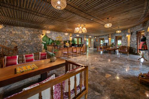 Restaurant, Mai Chau HideAway Lake Resort in Mai Chau (Hoa Binh) Restaurant, Mai Chau HideAway Lake Resort in Mai Chau (Hoa Binh)